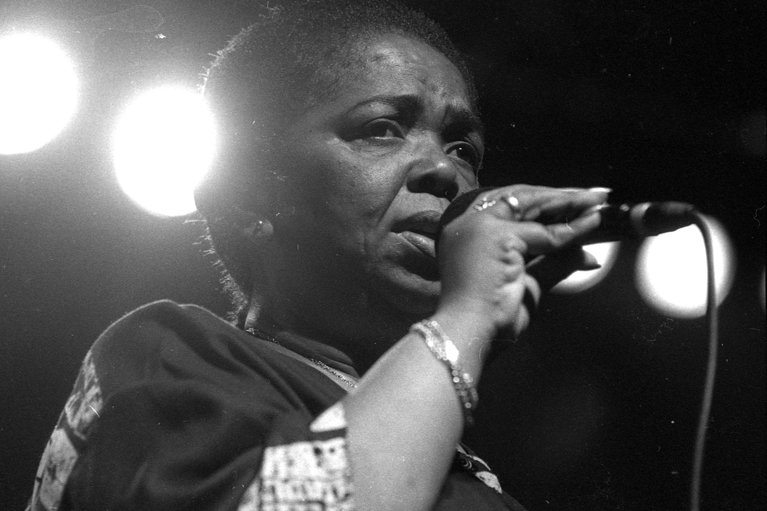 Cesaria Evora en décembre 1994. / Photo Joël Philippon