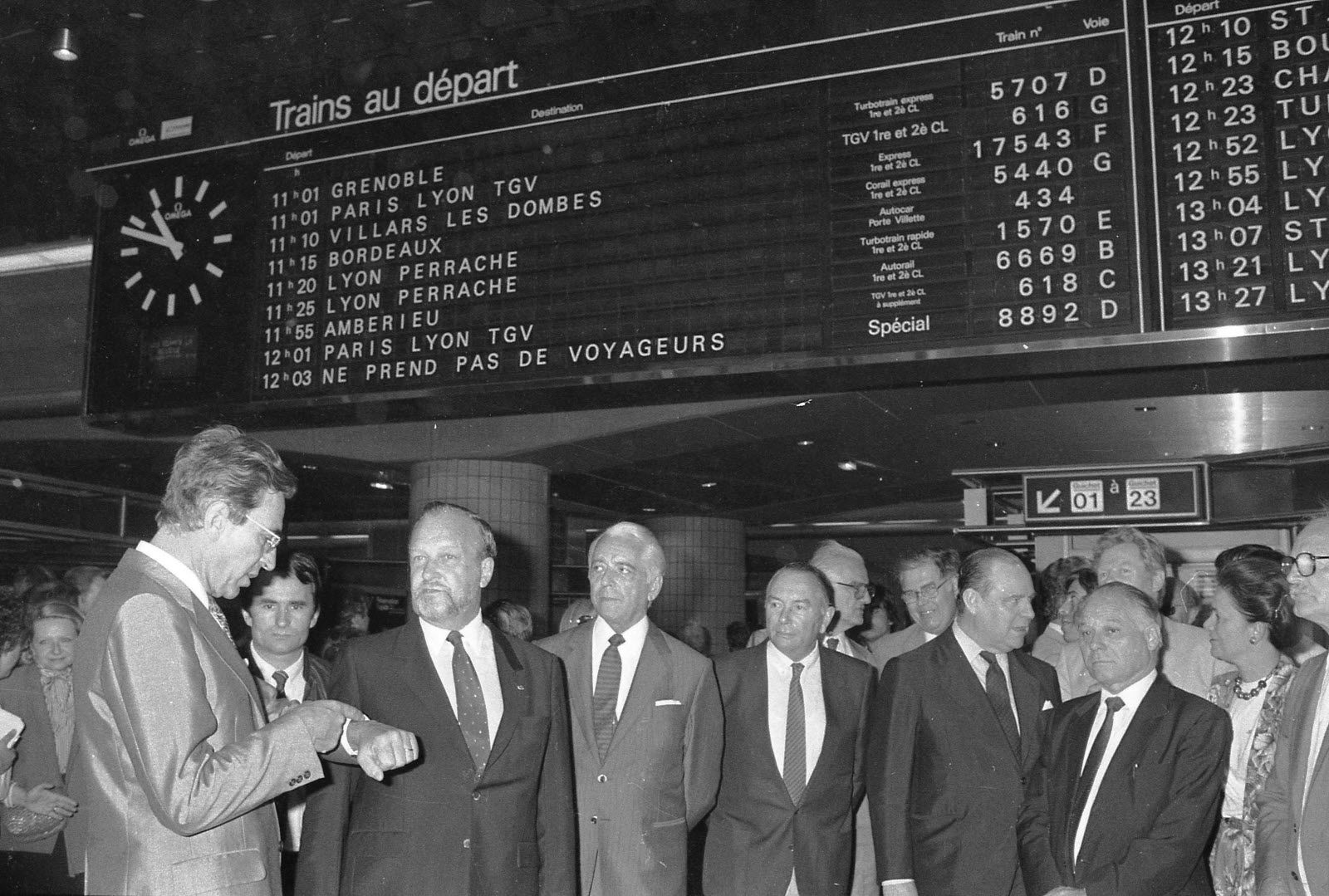 C'est le 13 juin 1983 que la gare de Lyon Part Dieu reçoit ses premiers voyageurs, remplaçant définitivement l'ancienne gare des Brotteaux désormais désaffectée. La gare de Lyon Part Dieu sera inaugurée le 24 octobre de cette année-là. Archives Le Progrès