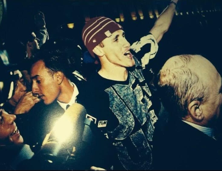 Djamel Serrour, à gauche, en charge de la sécurité du Brésilien Edmilson. Photo fournie par Djamel Serrour