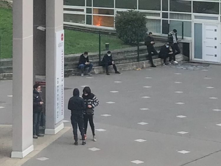 Les transactions de stupéfiants se font à la vue de tous. Photo DRPhoto DR